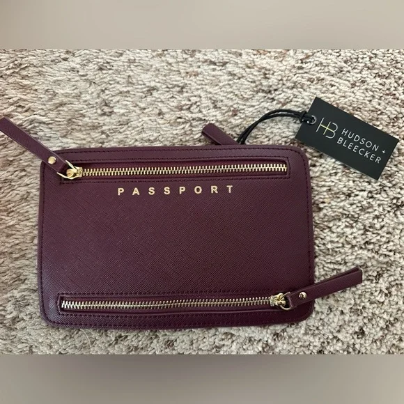 NWT: Hudson + Bleecker Travel Passport & Currency Holder - Picture 1 of 7
